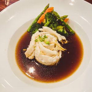 25670926-S__95625243_0