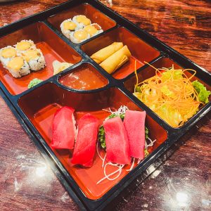 25670926-S__95625275_0